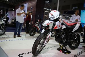 APR125-32016Ħ����(15��)