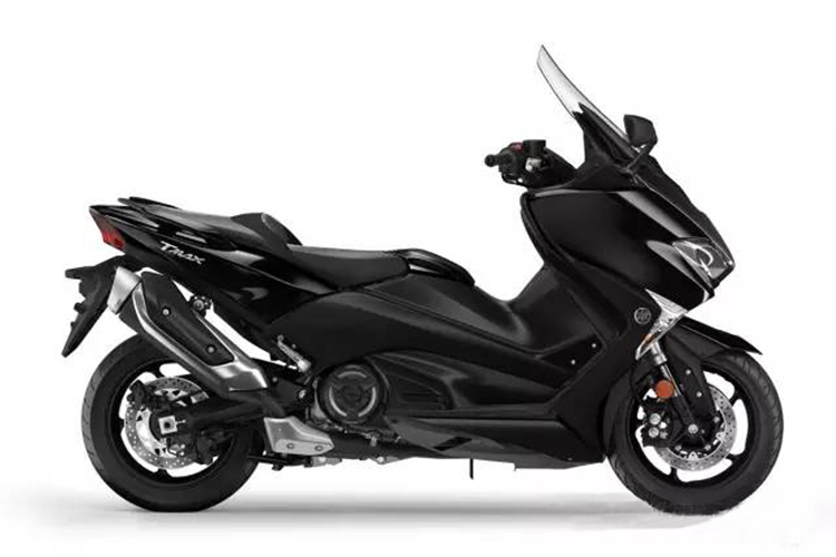 ������ YamahaTMAX 560