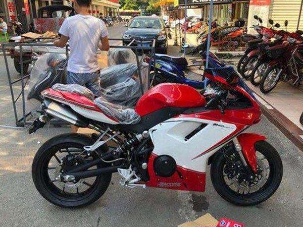 ����ԽS��7���ư����ᳵ��:������ǧ����ûë��