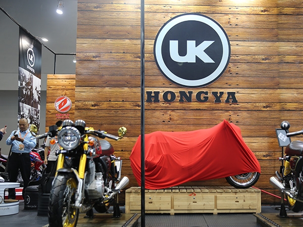 ���Ź�����UK400�°�250˫������