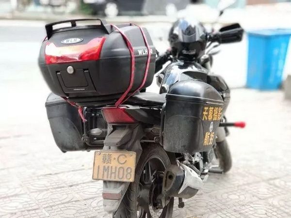 ը�Ѻ���һ�����Ե����ݡ�����Ƭ��