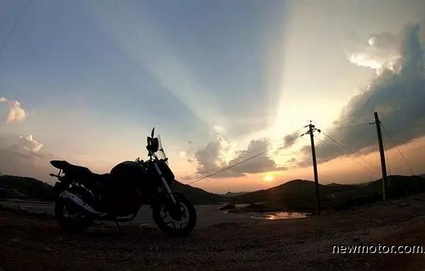 ը�Ѻ���һ�����Ե����ݡ�����Ƭ��