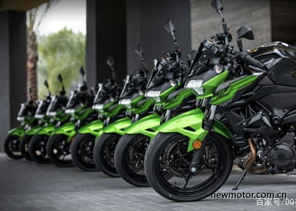 ˫��ˮ��Ħ�д���Z250ABS&Z400ABS���Žֳ�