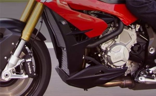 �����ĸ׶๦�ܳ�S1000XR���Ƴ��Ŀ��