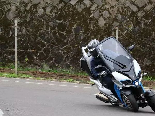 ����Ħ������Ħ����ǿ��������